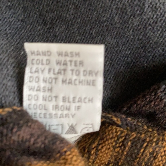 Curio Top - Picture 9 of 9